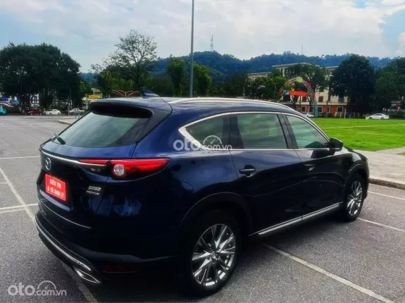 Mazda CX-8 Premium 2019 - 1 chủ từ đầu xe đẹp suất sắc, 2 cầu cực khoẻ