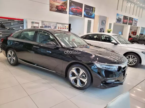 Honda Accord 1.5 Turbo 2025 - Giảm sốc 250 triệu đồng và tặng gói phụ kiện chính hãng