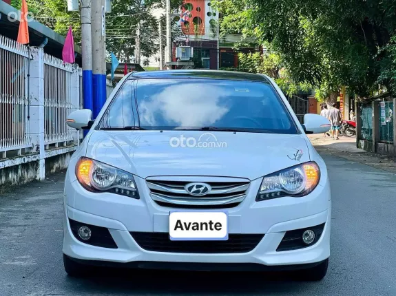 Hyundai Avante 1.6 MT 2014 - Odo 45.000 km