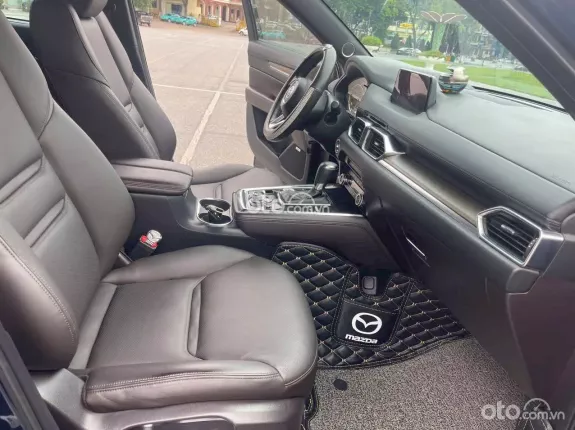 Mazda CX-8 Premium 2019 - 1 chủ từ đầu xe đẹp suất sắc, 2 cầu cực khoẻ