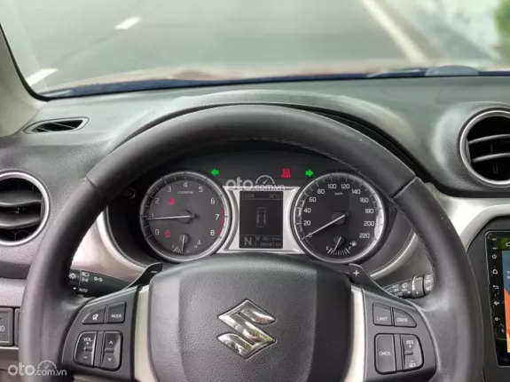 Suzuki Vitara 1.6 AT 2017 - Nhập Khẩu Châu Âu - Xe Chuẩn Gia đình