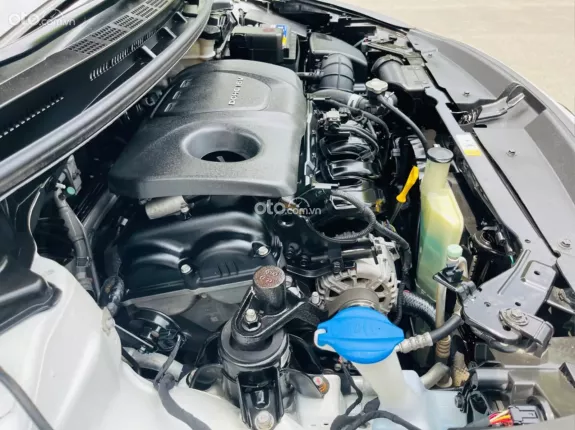 Kia Cerato 1.6 AT Premium 2017 - 5,2v form 2018 có sạc ko dây