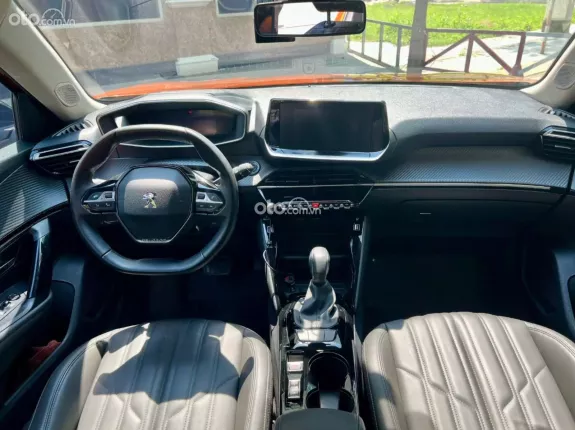 Peugeot 2008 GT Line 2022 - 680 TR