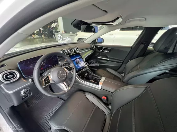 Mercedes-Benz C200 Avantgarde 2025 - Giảm 110tr vào thẳng giá niêm yết
