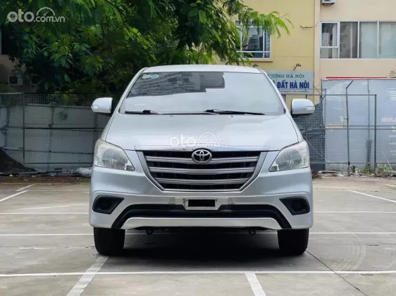 Toyota Innova 2.0E 2016 - Toyota Innoca 2.0E 2016