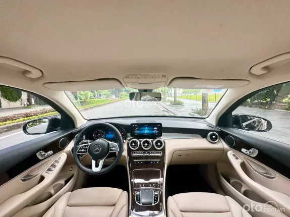 Mercedes-Benz GLC 200 2022 - Xe đẹp, giá tốt, trang bị Full options đẹp, hỗ trợ trả góp lãi suất ưu đãi