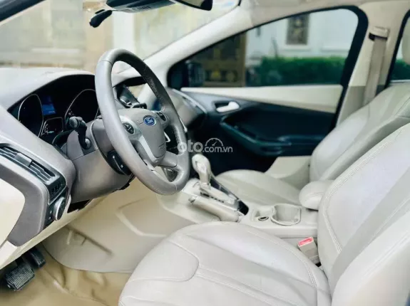 Ford Focus 2013 - Xe siêu chất, đi ít, full options đẹp, giá tốt giao ngay