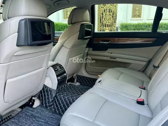 BMW 740i 2009 - Xe giá tốt, 1 chủ từ mới, cực đẹp