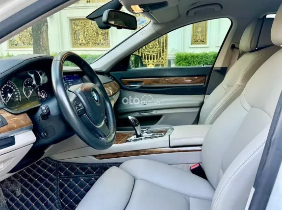 BMW 740i 2009 - Xe giá tốt, 1 chủ từ mới, cực đẹp