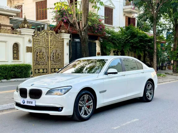 BMW 740i 2009 - Xe giá tốt, 1 chủ từ mới, cực đẹp