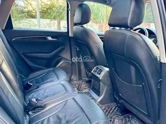 Audi Q5 2.0T 2011 - Xe đẹp, trang bị nội thất đẹp zin, hỗ trợ trả góp lãi suất ưu đãi