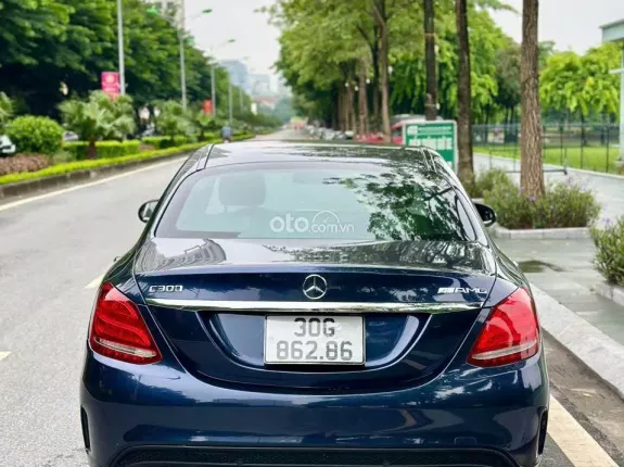 Mercedes-Benz C250 AMG 2015 - Giao ngay giá tốt, xe đẹp, chủ đi giữ gìn