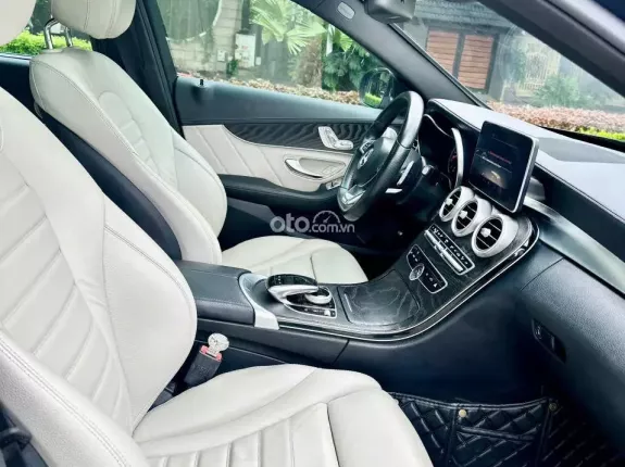 Mercedes-Benz C250 AMG 2015 - Giao ngay giá tốt, xe đẹp, chủ đi giữ gìn