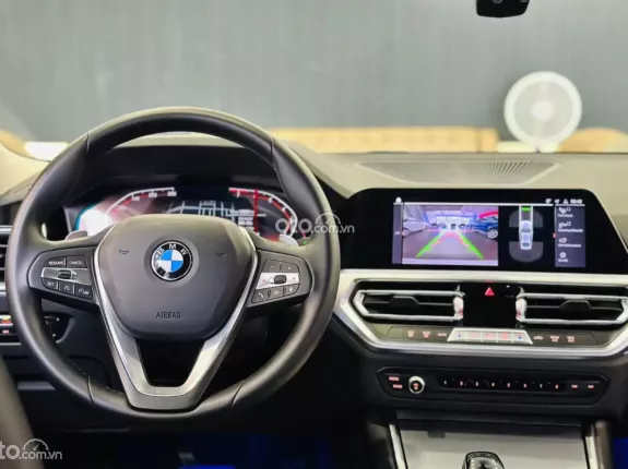 BMW 320i Sport Line 2022 - Model 2023 còn BH 2025 có hỗ trợ bank