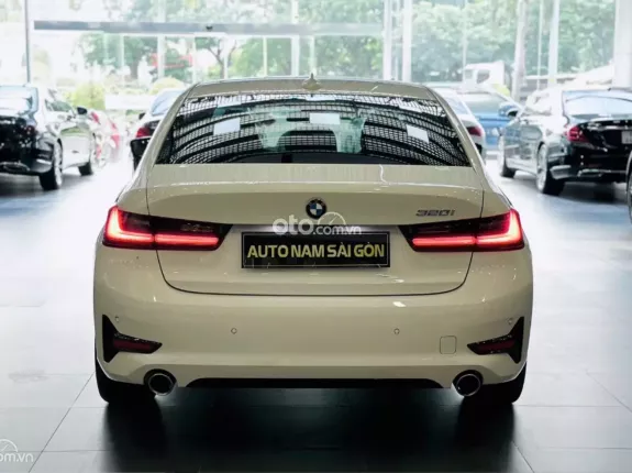 BMW 320i Sport Line 2022 - Model 2023 còn BH 2025 có hỗ trợ bank