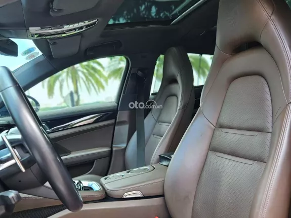 Porsche Panamera 4 Executive 2021 - Hỗ trợ bank 70%