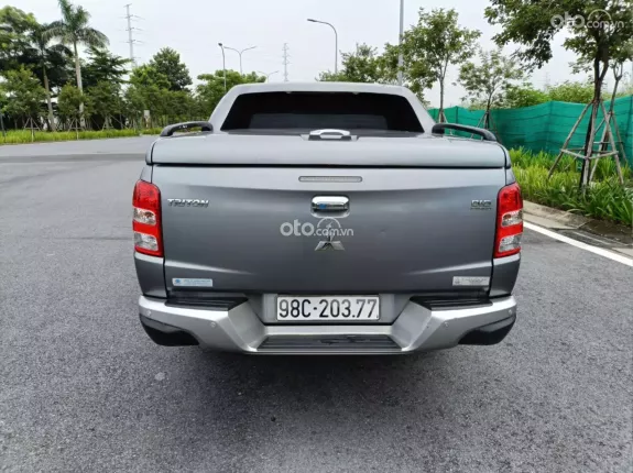 Mitsubishi Triton 2019 - Nhập Thái, số sàn, máy dầu