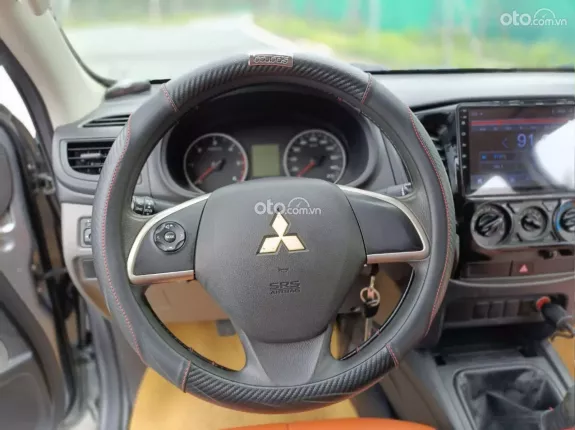 Mitsubishi Triton 2019 - Nhập Thái, số sàn, máy dầu