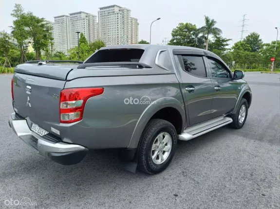 Mitsubishi Triton 2019 - Nhập Thái, số sàn, máy dầu
