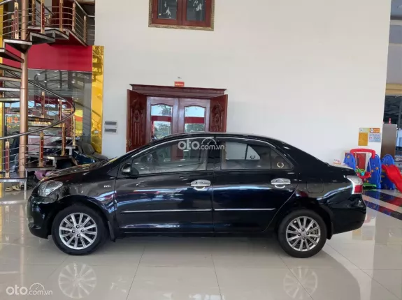 Toyota Vios 1.5E MT 2013 - Sedan 5 chỗ giá rẻ, máy số ngon, thân vỏ chắc chắn