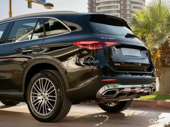 Mercedes-Benz GLC 200 2025 - GIAO NGAY TRỪ THẲNG 190 TRIỆU - TẶNG QUÀ MERCEDES 100 TRIỆU - BANK 90%