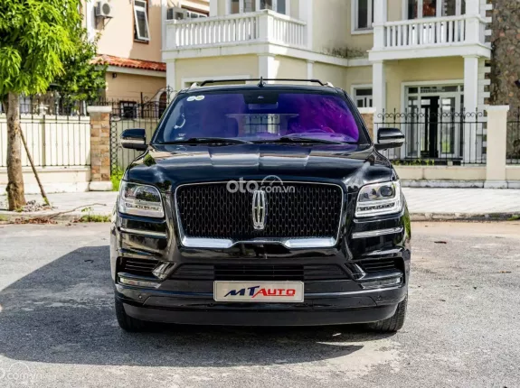 Lincoln Navigator Reserve L 2020 - Nhập khẩu Mỹ - Màu đen - Nội thất bò