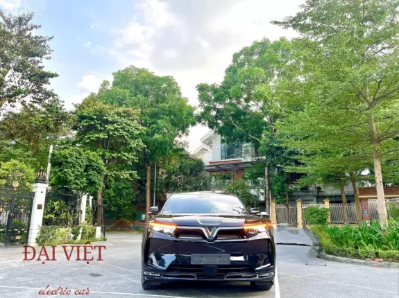 VinFast VF9 Plus 2023 - Quí khách hàng chỉ cần bỏ khoảng 500tr là có thể sở hữu em nó