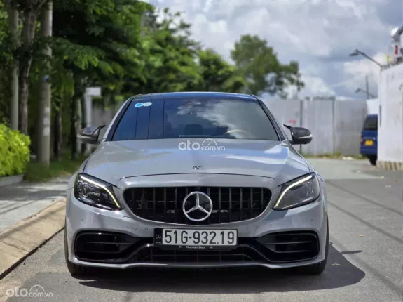 Mercedes-Benz C300 AMG 2018 - Đen dán xám