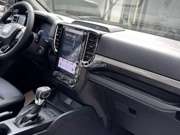 Ford Ranger Sport 2.0L 4X4 AT 2024 - GIẢM 50% THUẾ TRƯỚC BẠ - ĐỦ MÀU GIAO NGAY