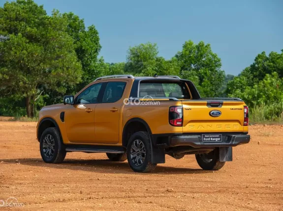 Ford Ranger Wildtrak 2.0l bi-turbo 4x4 10 AT 2024 - Giảm 50% thuế trước bạ + Khuyến mại giảm giá + Tặng phụ kiện Bảo hiểm chính hãng