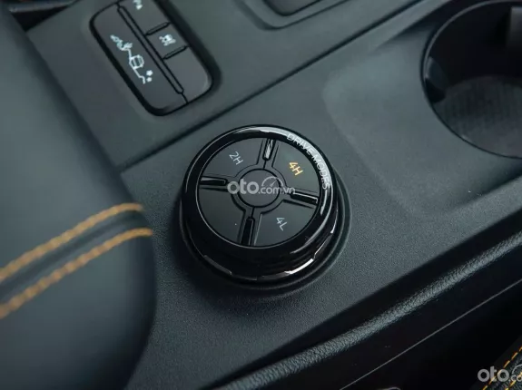 Ford Ranger Wildtrak 2.0l bi-turbo 4x4 10 AT 2024 - Giảm 50% thuế trước bạ + Khuyến mại giảm giá + Tặng phụ kiện Bảo hiểm chính hãng