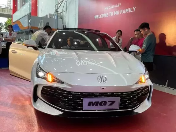 MG 7 2024 - Đã có sẵn xe lái thử tại MG Cầu Giấy, hotline 0961195931