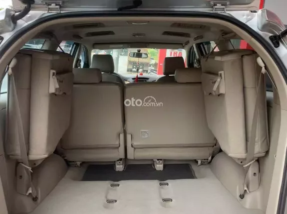 Toyota Innova 2011 - Xe đẹp, giá tốt, trang bị options đẹp, giấy tờ theo xe đầy đủ