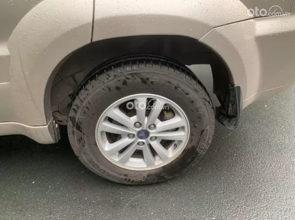 Ford Escape XLS 2011 - Xe đẹp, 1 chủ từ đầu, đi giữ gìn