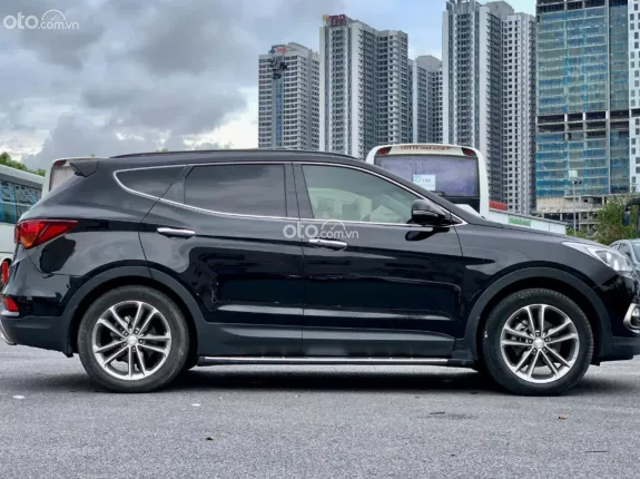 Hyundai Santa Fe 2.4L Xăng Đặc biệt 2018 - 4WD Xe rất mới