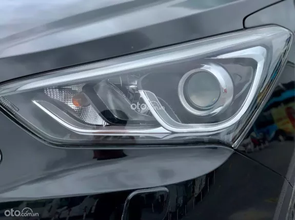Hyundai Santa Fe 2.4L Xăng Đặc biệt 2018 - 4WD Xe rất mới