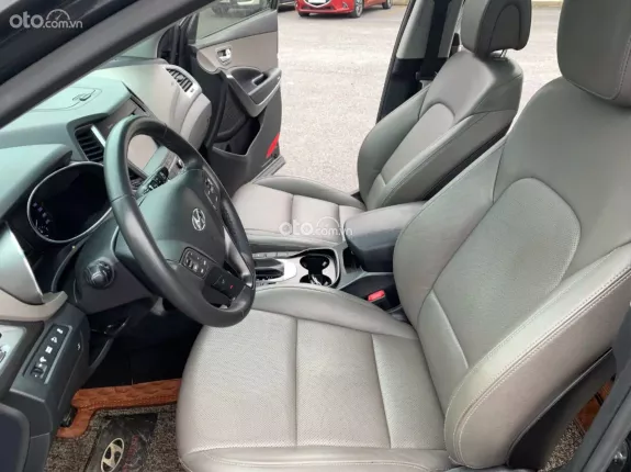 Hyundai Santa Fe 2.4L Xăng Đặc biệt 2018 - 4WD Xe rất mới