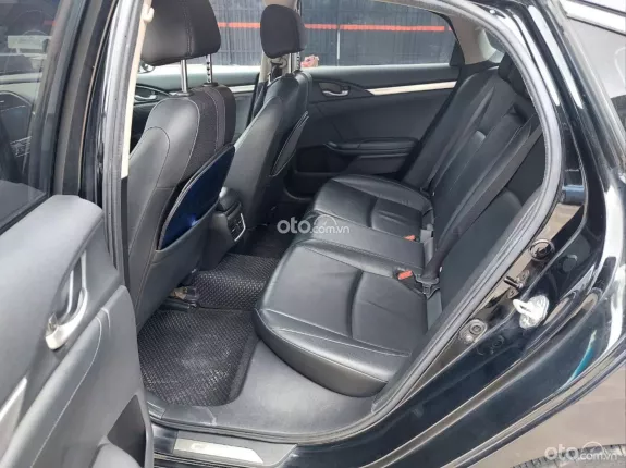 Honda Civic 1.8 AT 2020 - Xe đẹp không lỗi - 1 chủ từ đầu