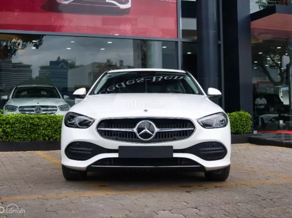 Mercedes-Benz C200 Avantgarde Plus 2024 - HỖ TRỢ 100% THUẾ TRƯỚC BẠ, LIÊN HỆ TRỰC TIẾP ĐỄ ĐƯỢC ƯU ĐÃI TỐT NHẤT