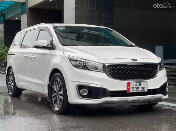 Kia Sedona 3.3 GATH 2018 - Trắng Ngọc Trinh giá hơn 6xx có Bank