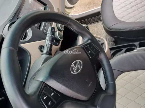Hyundai Grand i10 1.0 AT 2015 - Xe nhập, xe đẹp