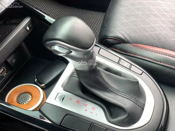 Kia Cerato 2.0 AT Premium 2019 - Xe đẹp nội thất rất mới