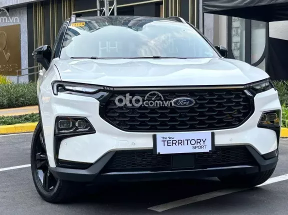 Ford Territory 2024 - Giảm 50% thuế trước bạ + Tặng phụ kiện Bảo hiểm chính hãng