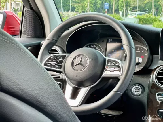 Mercedes-Benz GLC 200 V1 2022 - Một chủ từ mới full lịch sử hãng còn bảo hành đến 2025