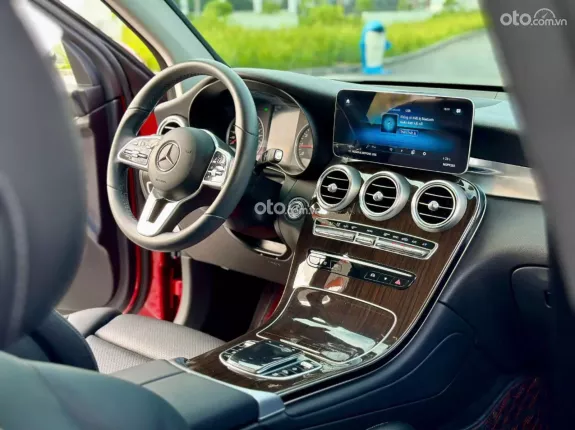 Mercedes-Benz GLC 200 V1 2022 - Một chủ từ mới full lịch sử hãng còn bảo hành đến 2025