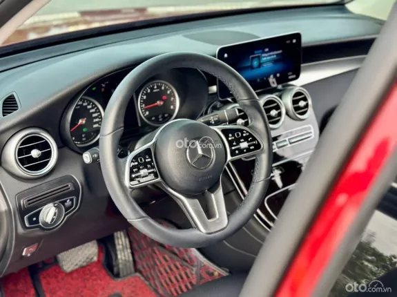 Mercedes-Benz GLC 200 V1 2022 - Một chủ từ mới full lịch sử hãng còn bảo hành đến 2025