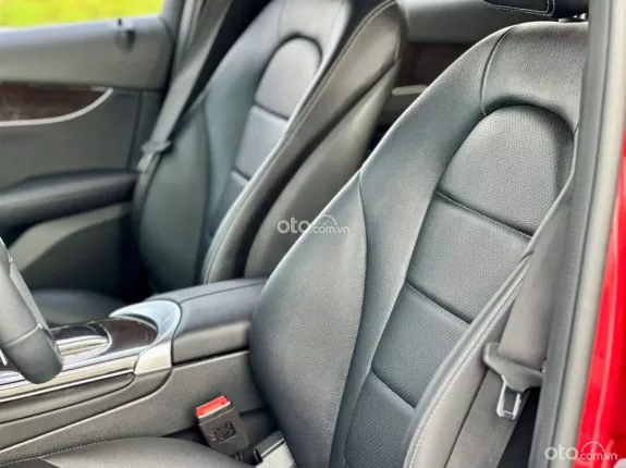 Mercedes-Benz GLC 200 V1 2022 - Một chủ từ mới full lịch sử hãng còn bảo hành đến 2025