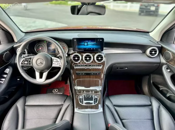Mercedes-Benz GLC 200 V1 2022 - Một chủ từ mới full lịch sử hãng còn bảo hành đến 2025