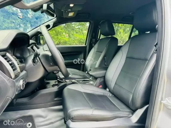 Ford Everest Titanium 2.0 AT 4x2 2018 - FORD EVEREST 2018 TITANIUM 1 CHỦ_Bao test Hãng