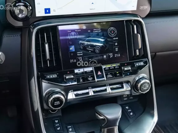 Lexus LX 600 Urban 2023 - Đen nội thất kem lướt 12.000km